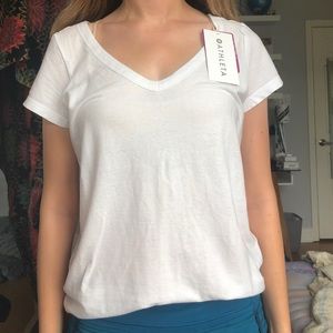 NWT Athleta “With Ease” V-Neck Tee